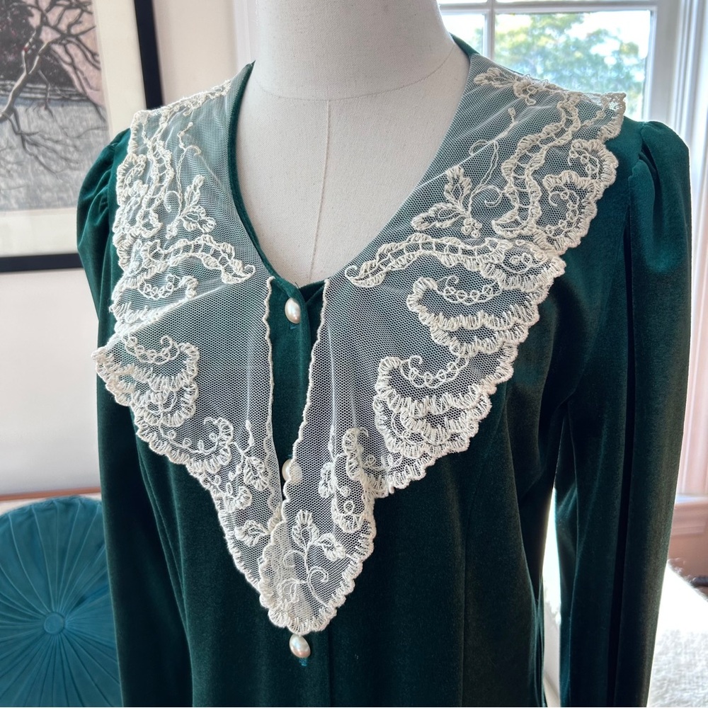 Vintage Komar House Dress with Lace Collar